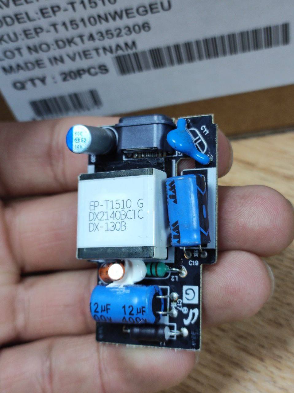 سری شارژر 💥سامسونگ 💥15W 💥۲پین 💥بردمشکی