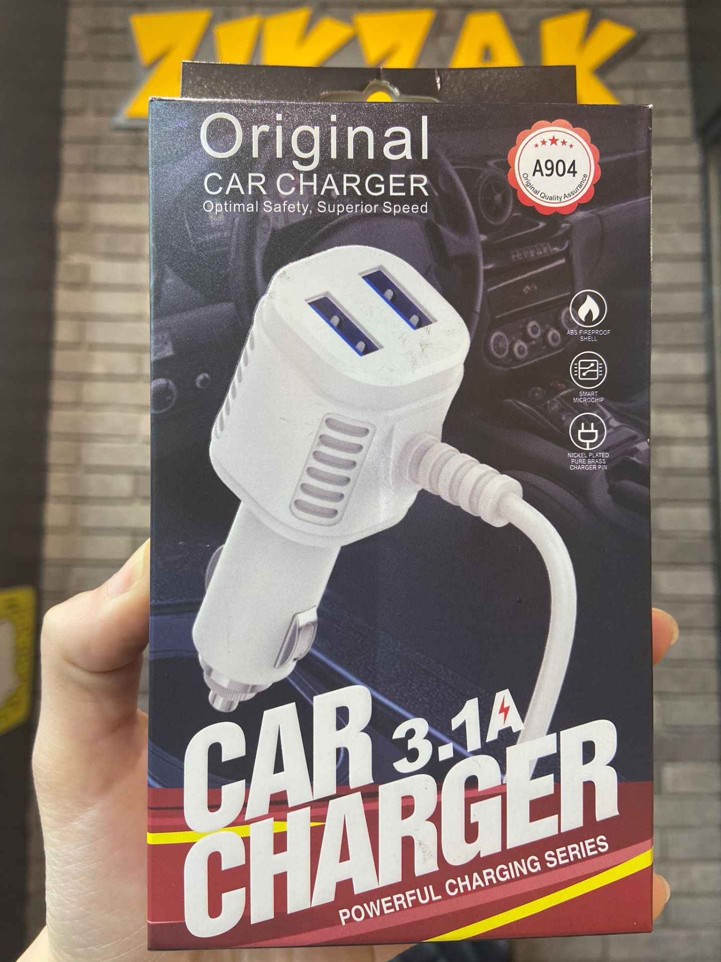 شارژر فندکی خودرو مدل A904 با خروجی 3.1 آمپر